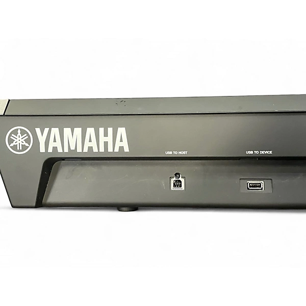 Yamaha Used Yamaha MODX6 Synthesizer