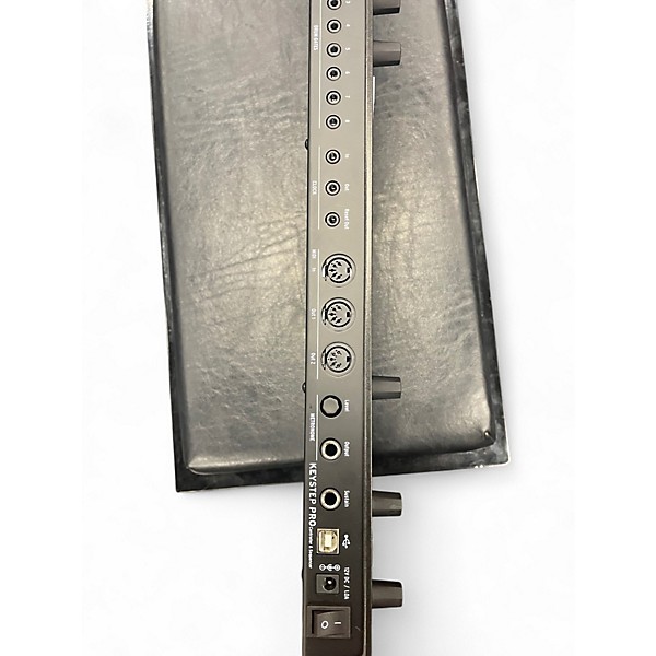 Arturia Used Arturia Keystep pro chroma Keyboard Workstation.gc