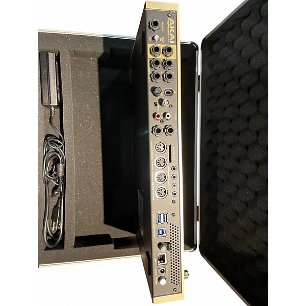 Akai Professional Used Akai Professional MPC Live 2 Production Controller