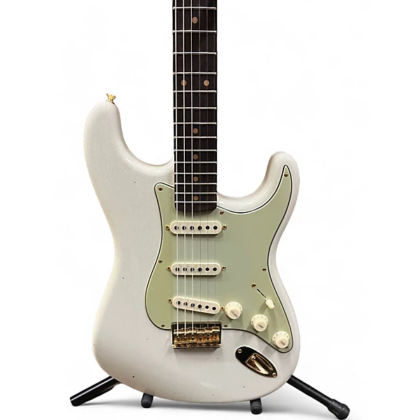 Fender Used 2023 Fender Custom Shop LTD 59 Stratocaster MN GH NOS Sherwood Green Metallic Solid Body Electric Guitar