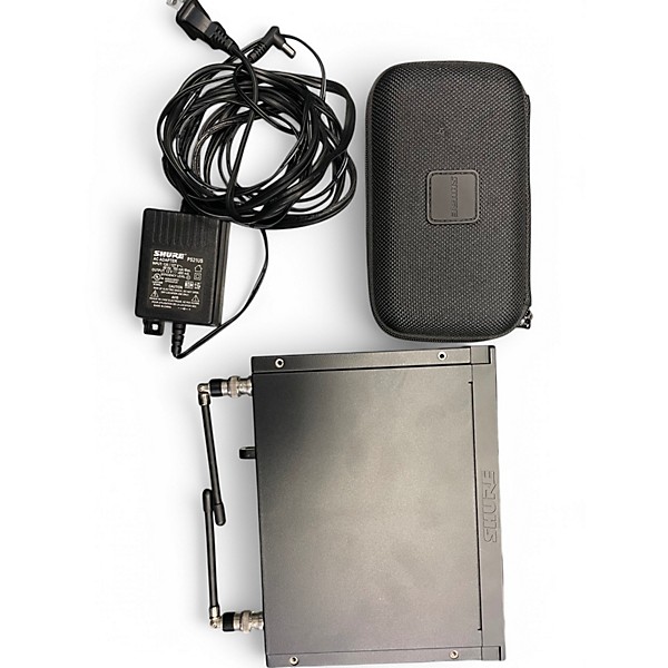 Shure Used Shure BLX4 with MX153 Headset Wireless System.gc