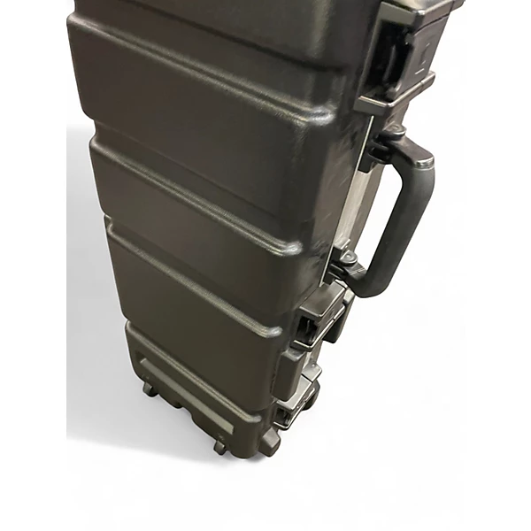 SKB Used SKB ROAD CASE Mixer Case.gc