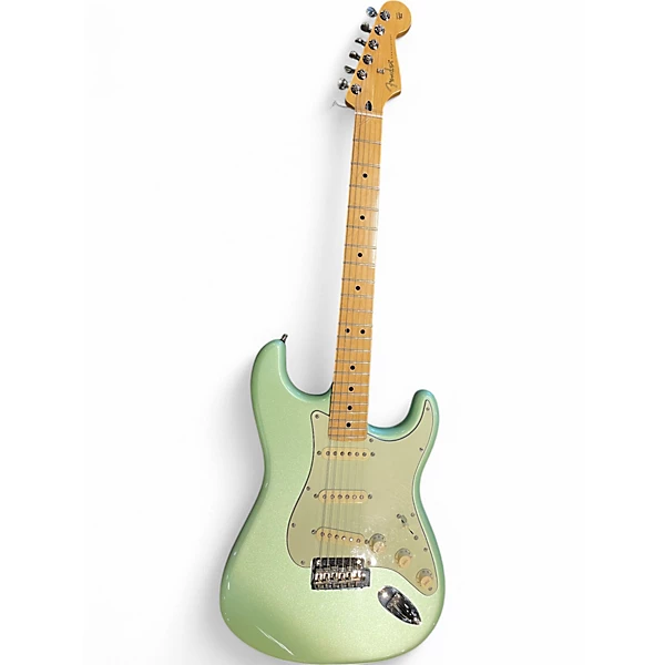 Fender Used 2019 Fender Limited Edition Player Stratocaster Seafoam Green Solid Body Electric Guitar.gc