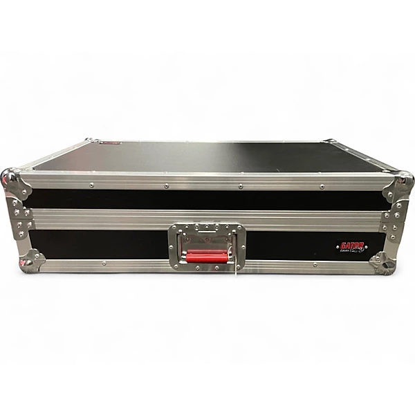 Gator Used Gator gtour flight case DJ Case.gc