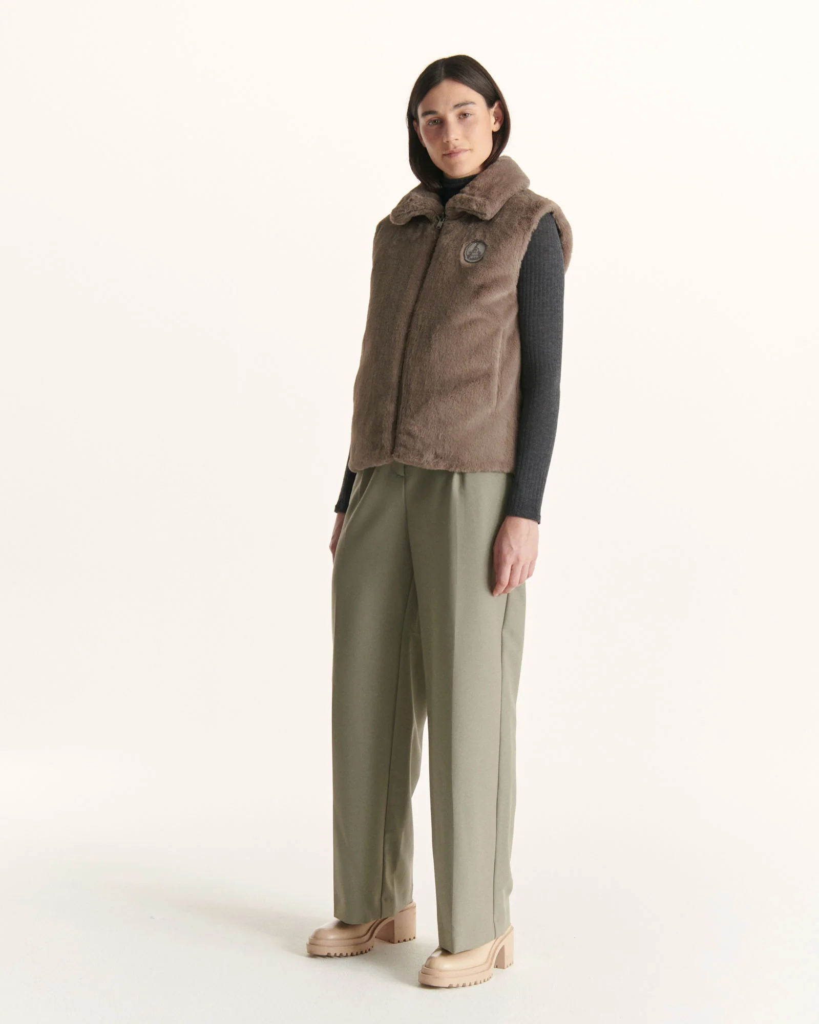 Down jacket with crystals Swarovski®️ sleeveless reversible Grand Froid White Daria