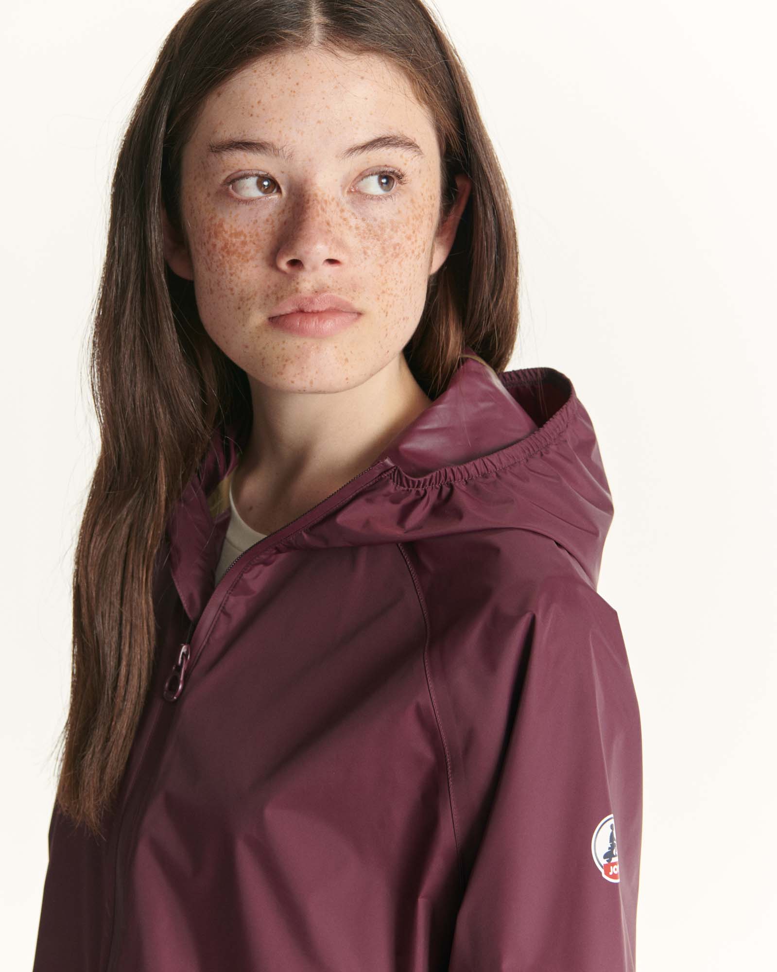 Packable raincoat Aubergine Singapore