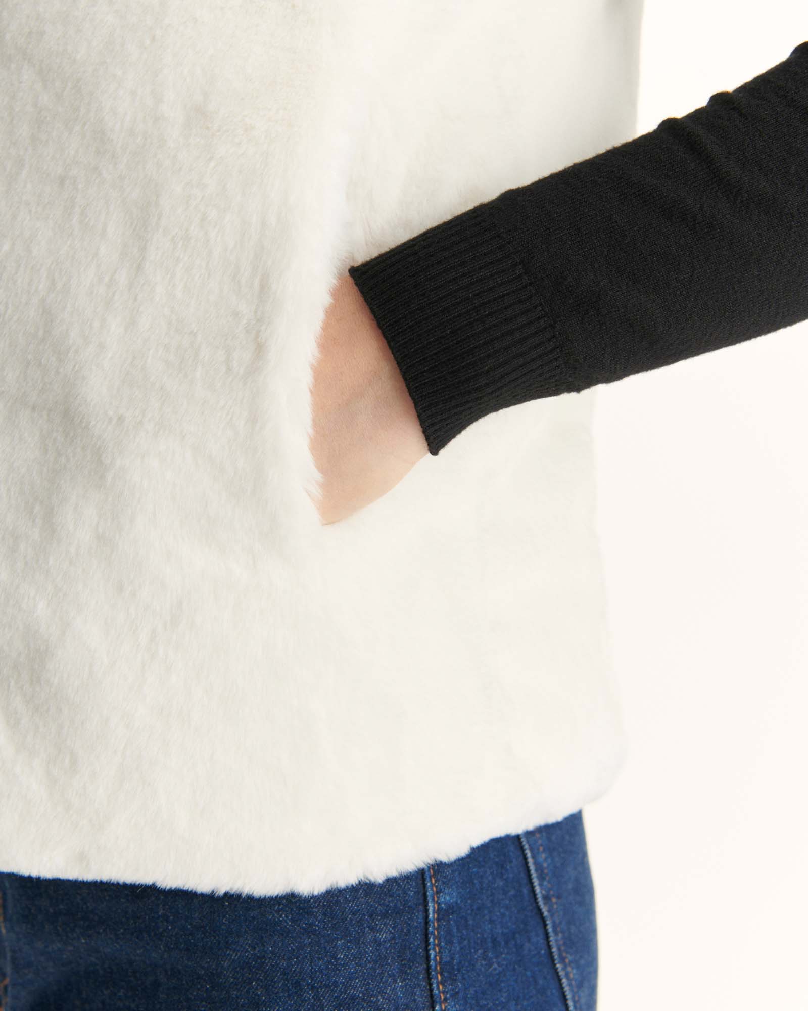 Down jacket with crystals Swarovski®️ sleeveless reversible Grand Froid White Daria