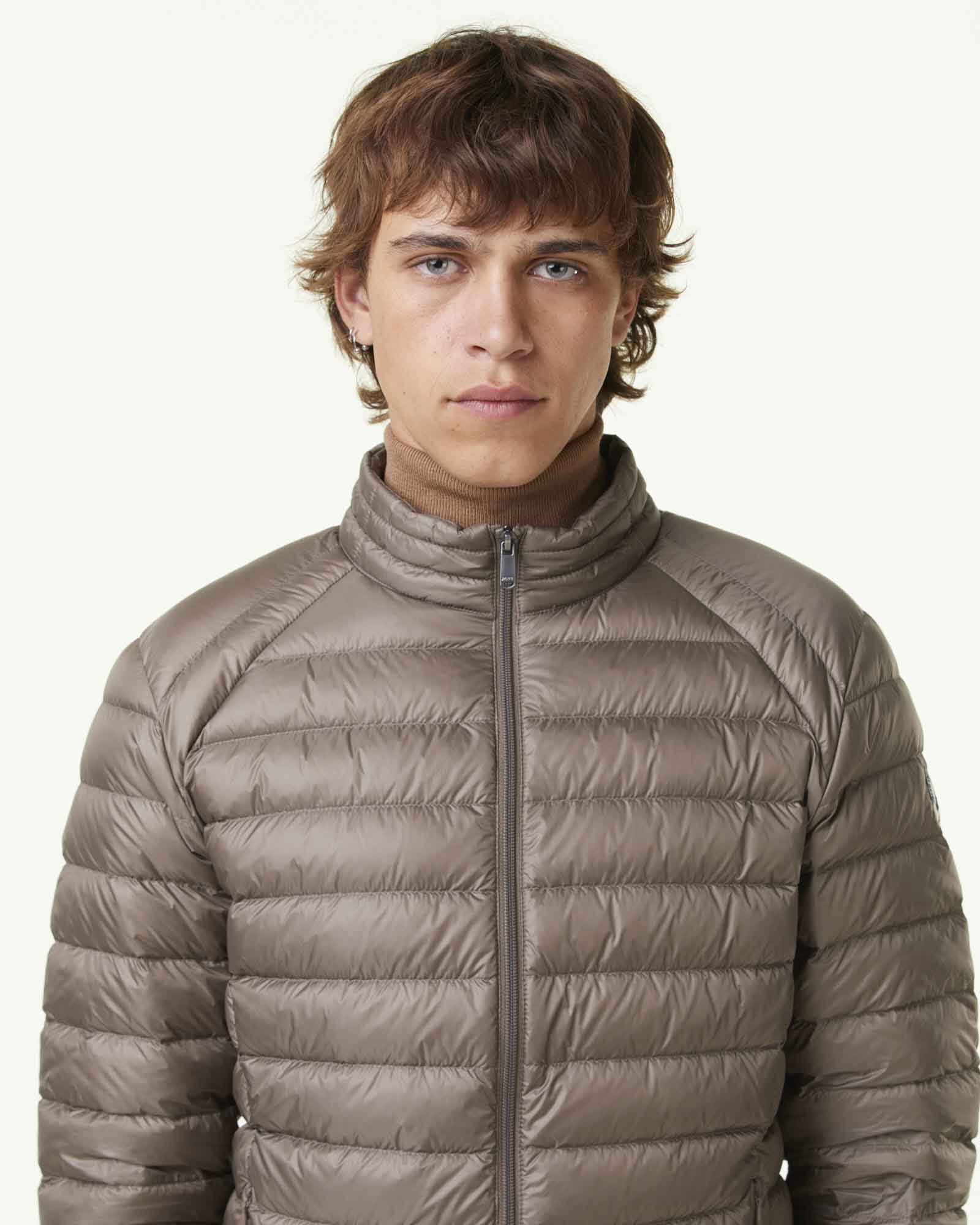 Light khaki matte lightweight padded jacket