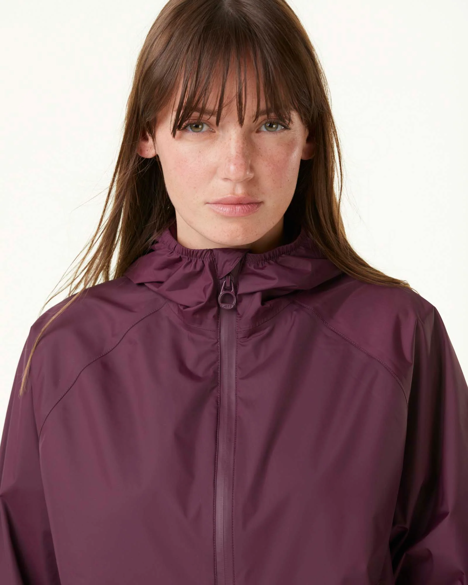 Packable raincoat Aubergine Singapore