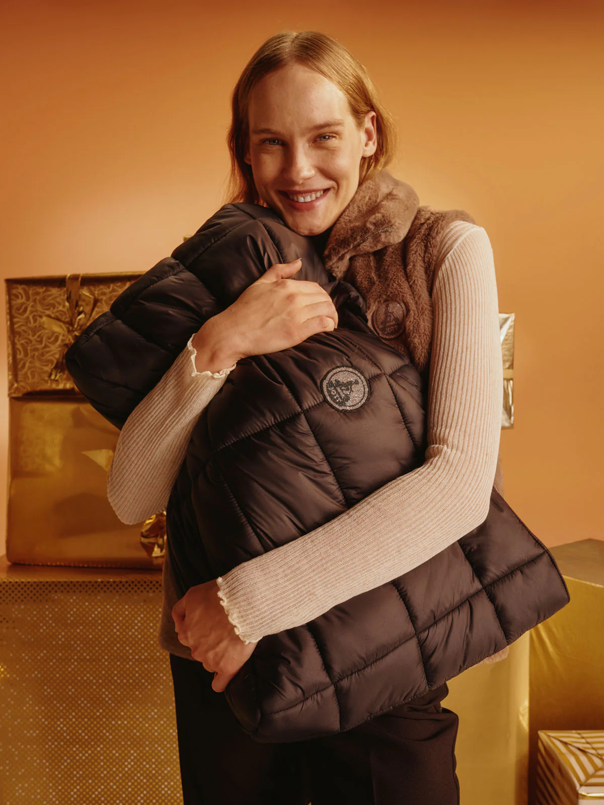 Bag with crystals Swarovski®️ shopping Black Leika 2.0