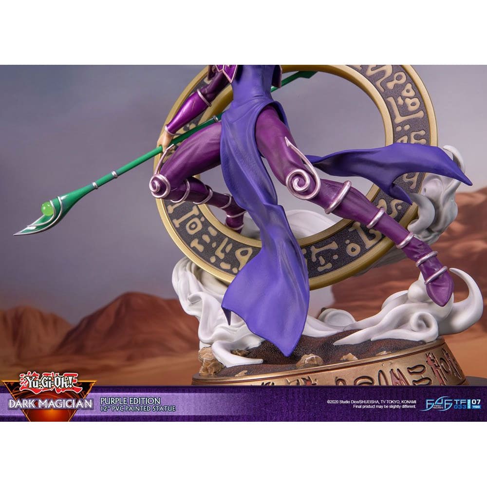 Yu-Gi-Oh! PVC Statue Dark Magician Purple Version 29cm