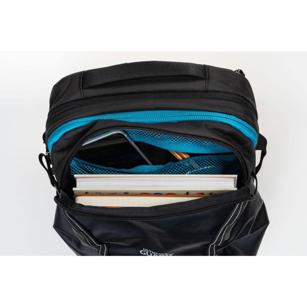 Ultimate Guard Rucksack Vago 28 Journey Black & Petrol