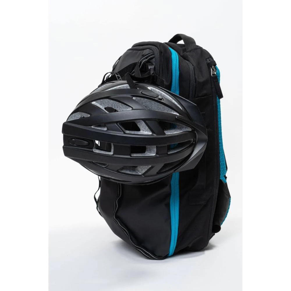 Ultimate Guard Rucksack Vago 28 Journey Black & Petrol