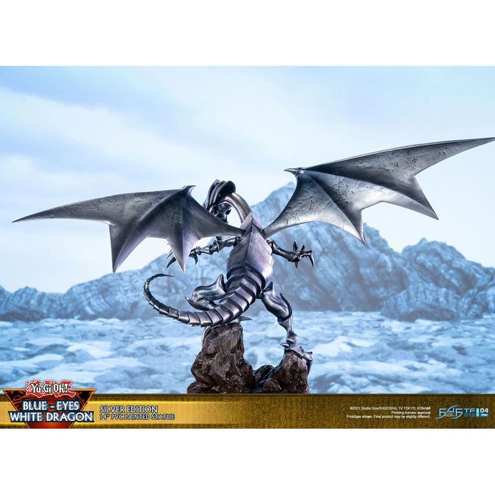 Yu-Gi-Oh! PVC Statue Blue-Eyes White Dragon Silver Edition 35cm