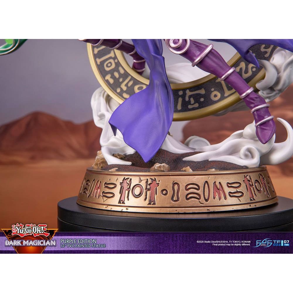 Yu-Gi-Oh! PVC Statue Dark Magician Purple Version 29cm