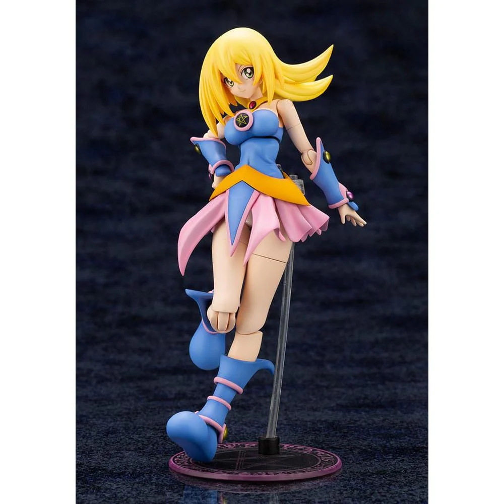 Yu-Gi-Oh! Crossframe Plastic Model Kit Dark Magician Girl 18cm