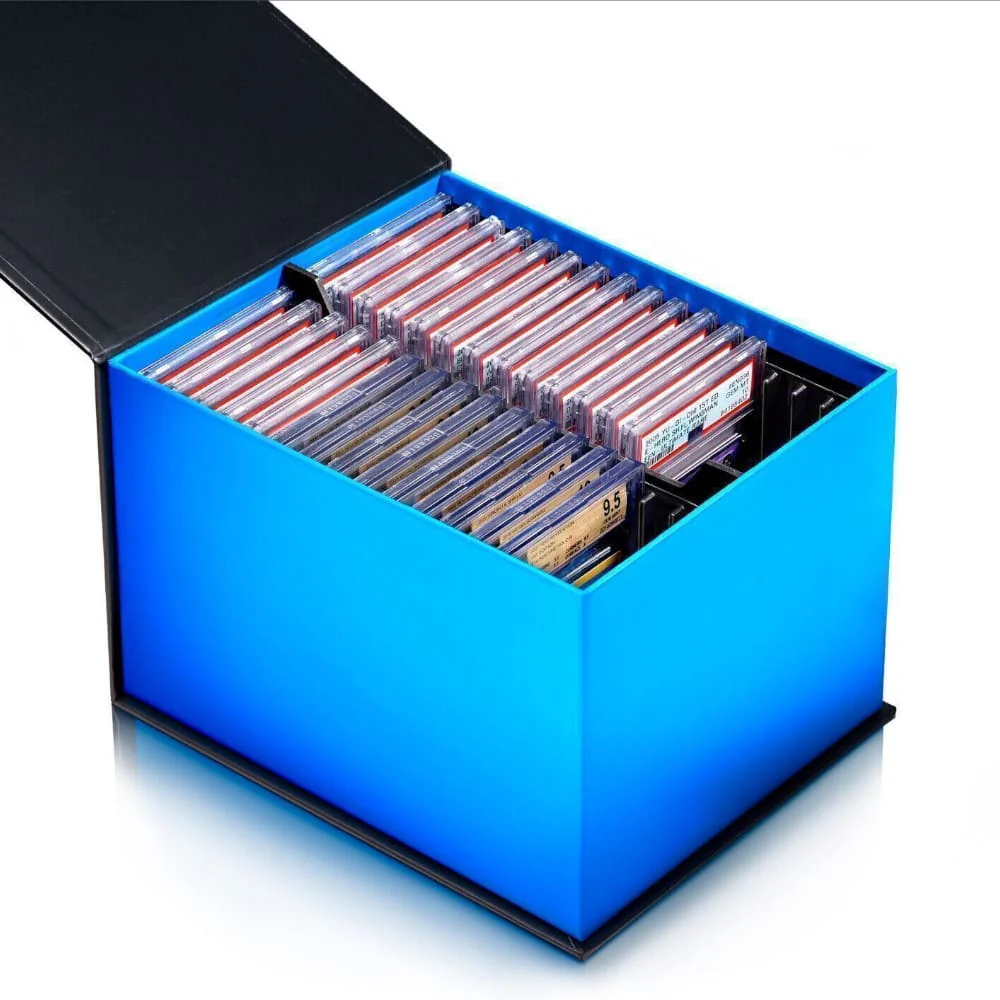 Collector Nine Magnetic box PSA/BGS/CGC