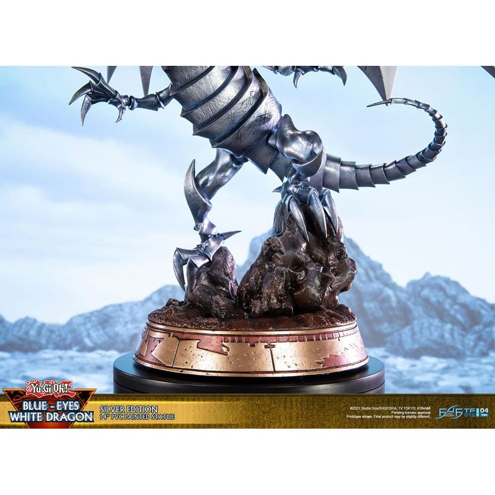 Yu-Gi-Oh! PVC Statue Blue-Eyes White Dragon Silver Edition 35cm