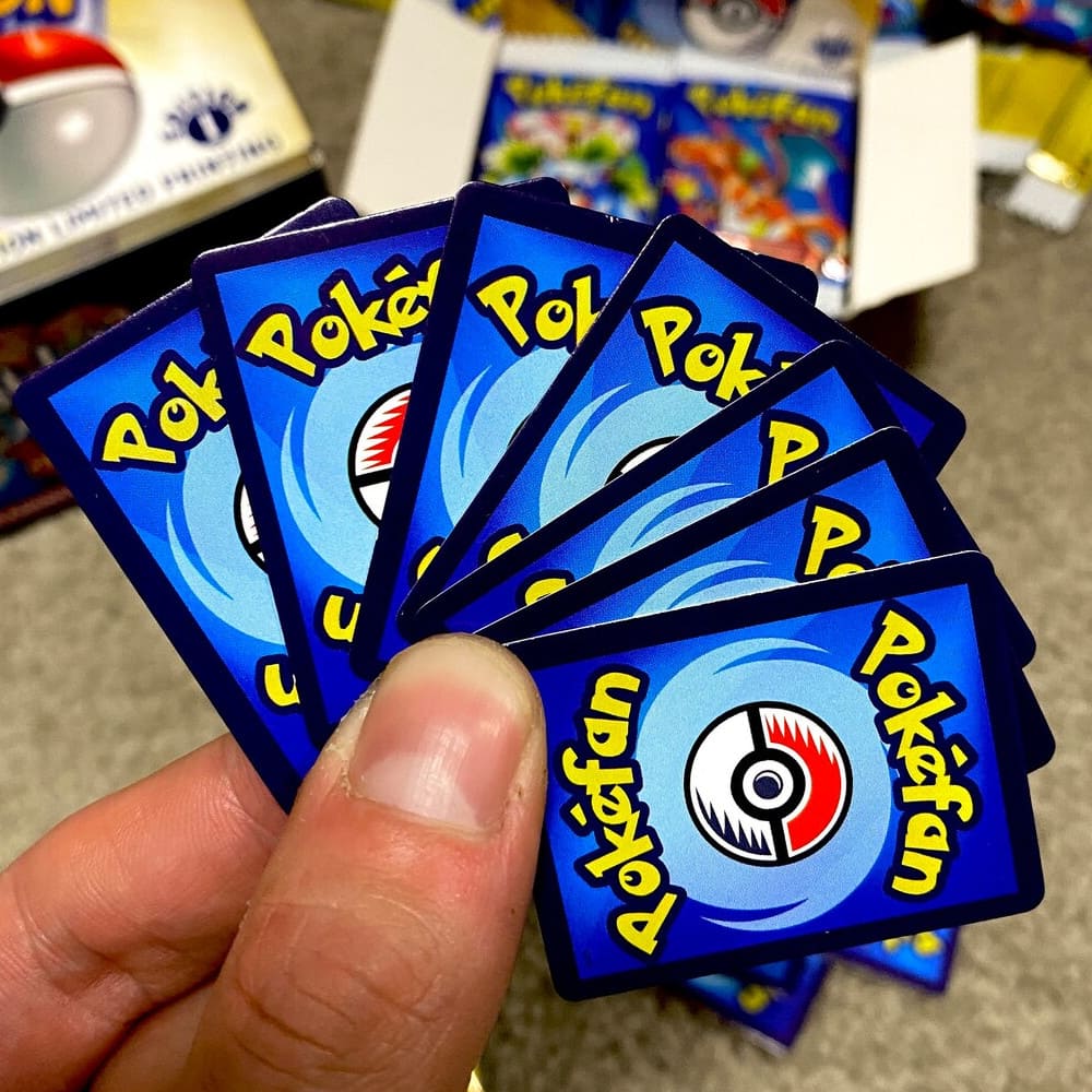 Pokéfan Base Set 18pcs Booster Box 1st Edition English