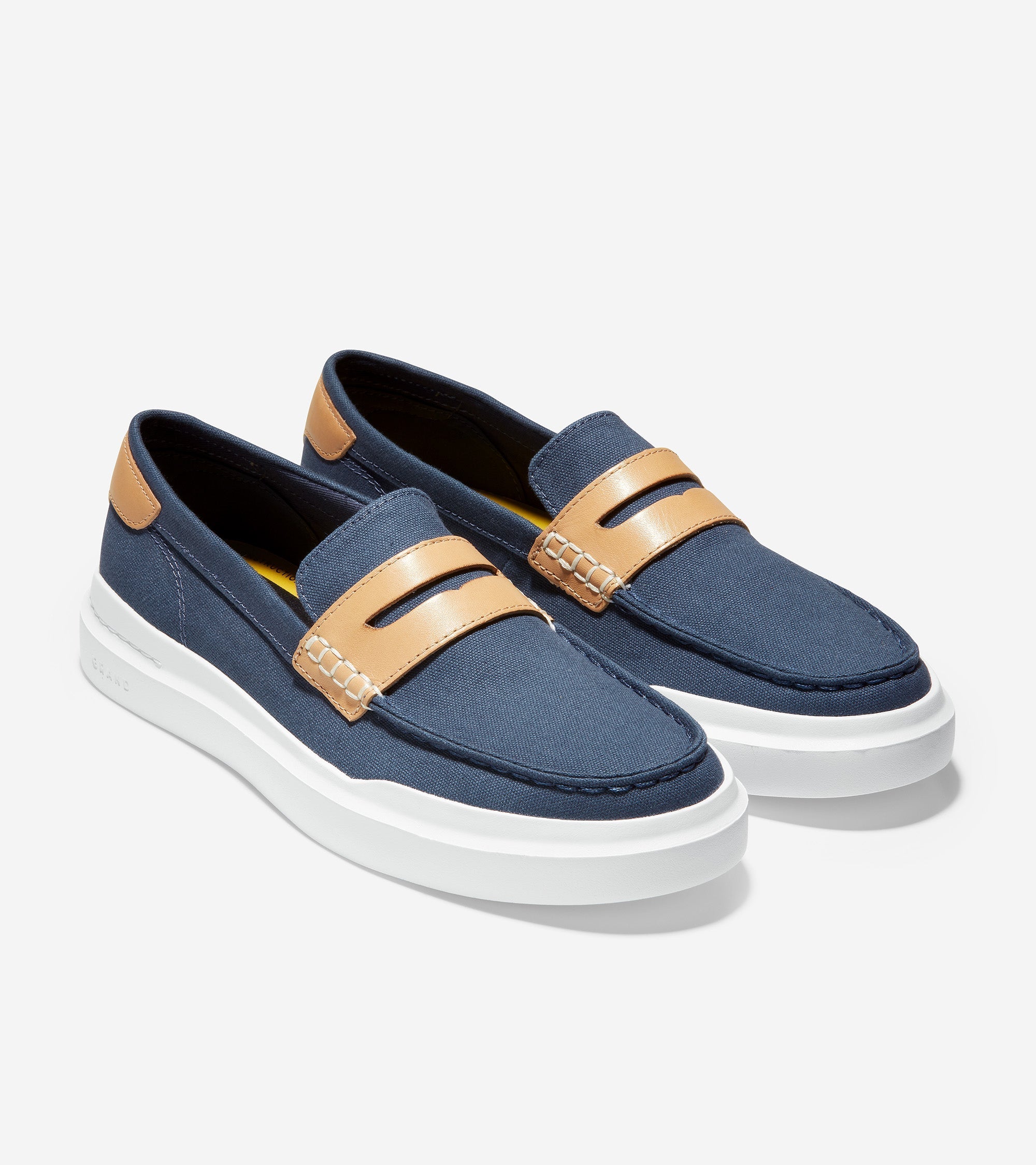 Men's GrandPrø Rally Canvas Penny Loafer