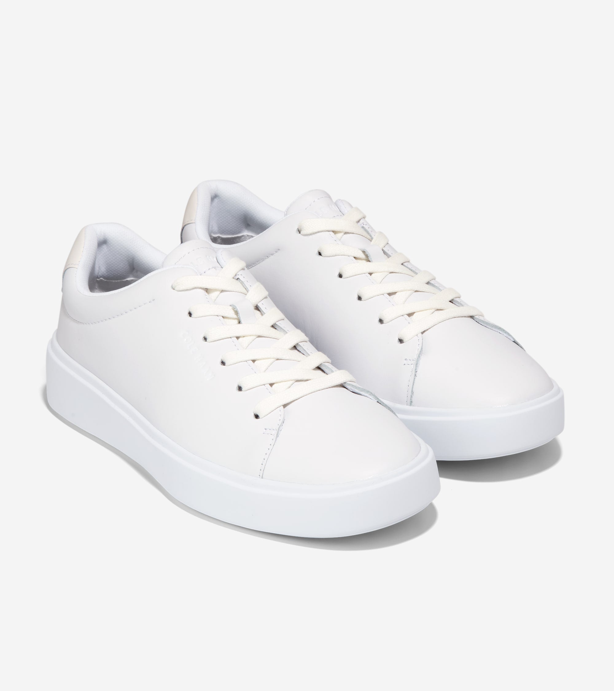 Men's Grand Crosscourt Traveler Sneaker