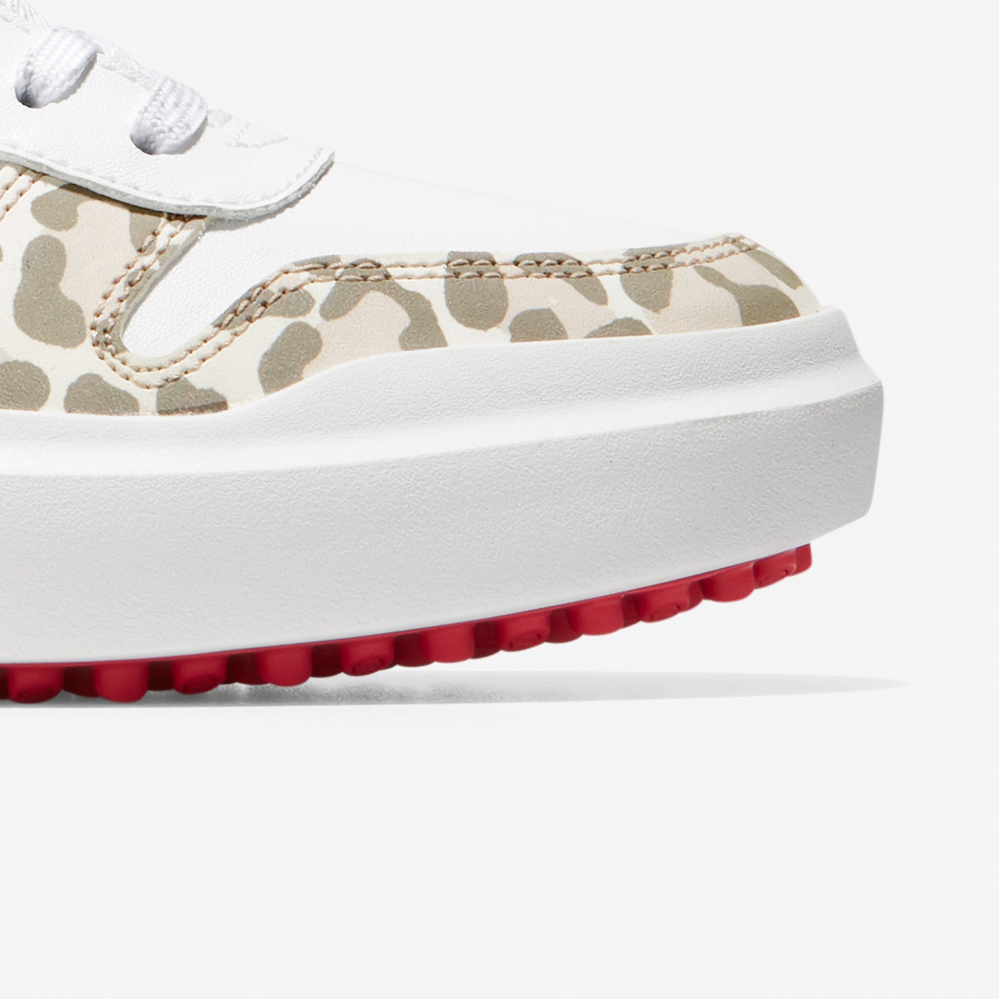 Women's GrandPrø AM Golf Sneaker