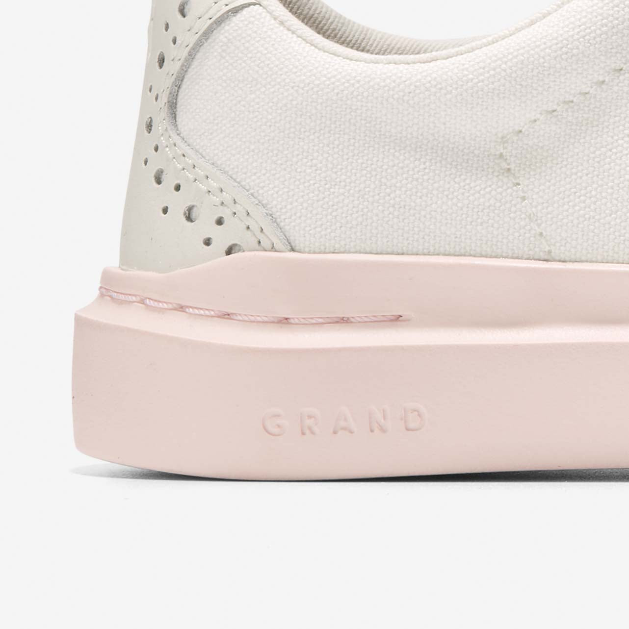 Women's GrandPrø Rally Canvas T-Toe Sneaker