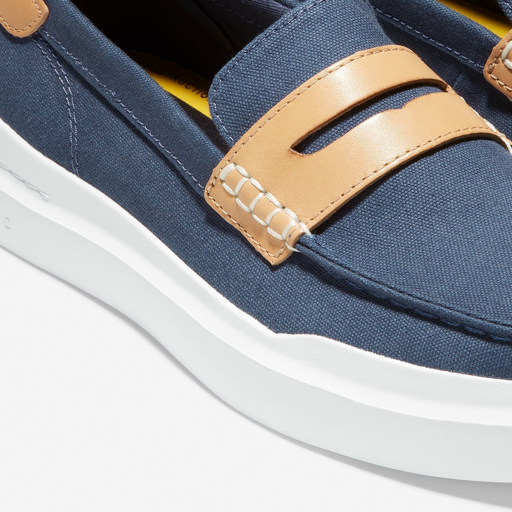 Men's GrandPrø Rally Canvas Penny Loafer