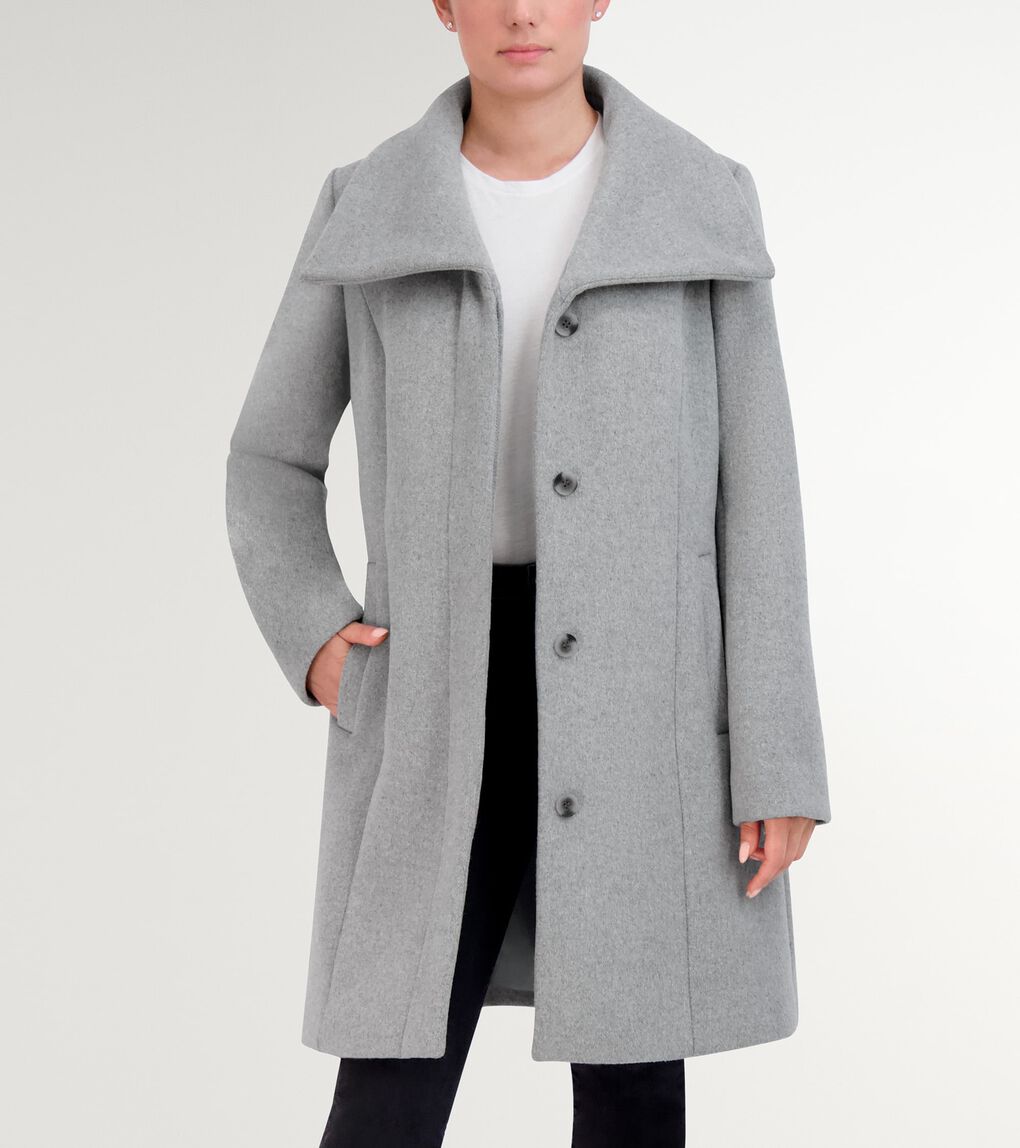 Women's Convertible Collar Button-Up Coat