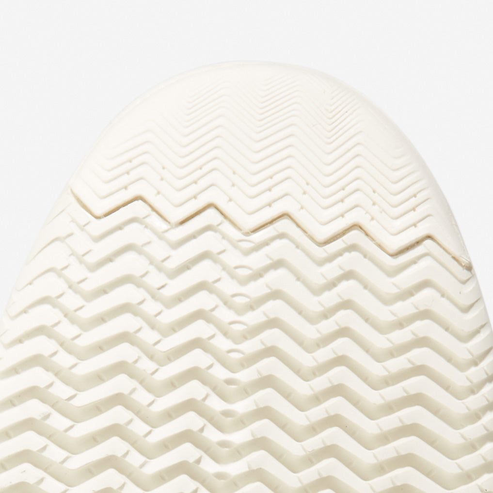 Women's GrandPrø Topspin Sneaker