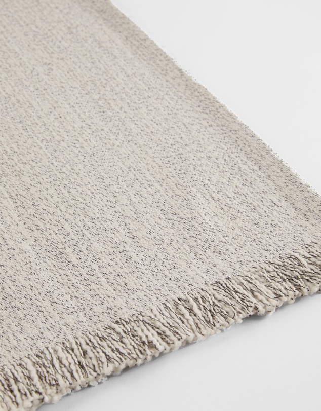 Country Road Hazel Table Runner