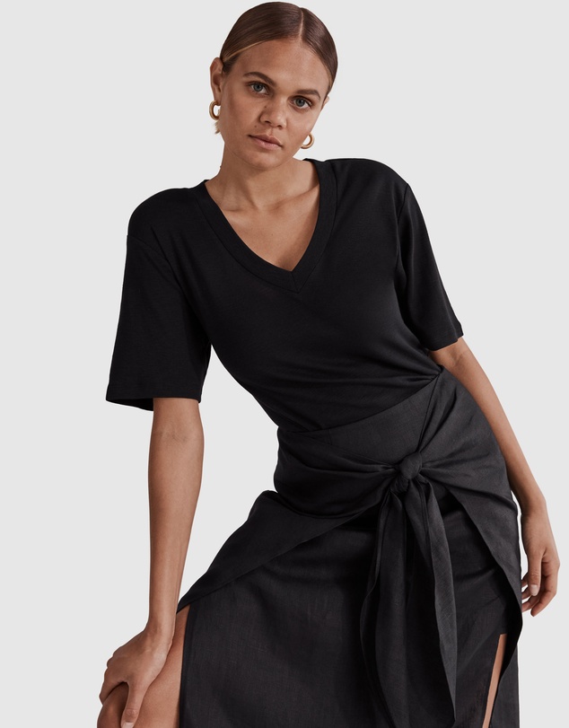 Country Road Deep V-neck Cotton Slub T-Shirt