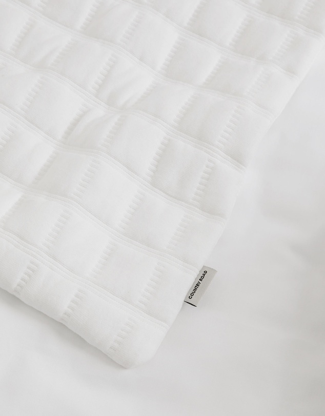 Country Road Nora Queen Quilt Cover