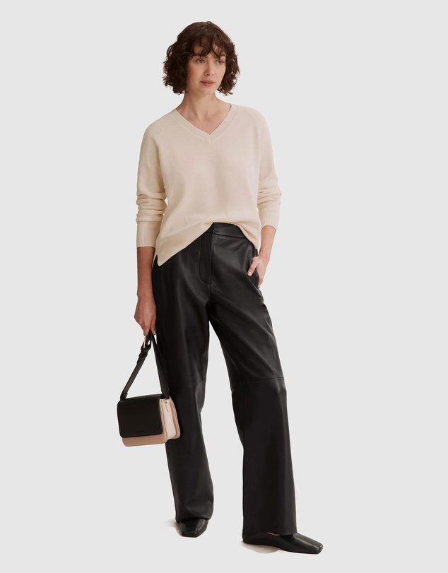 Country Road Cotton Linen V-neck Knit