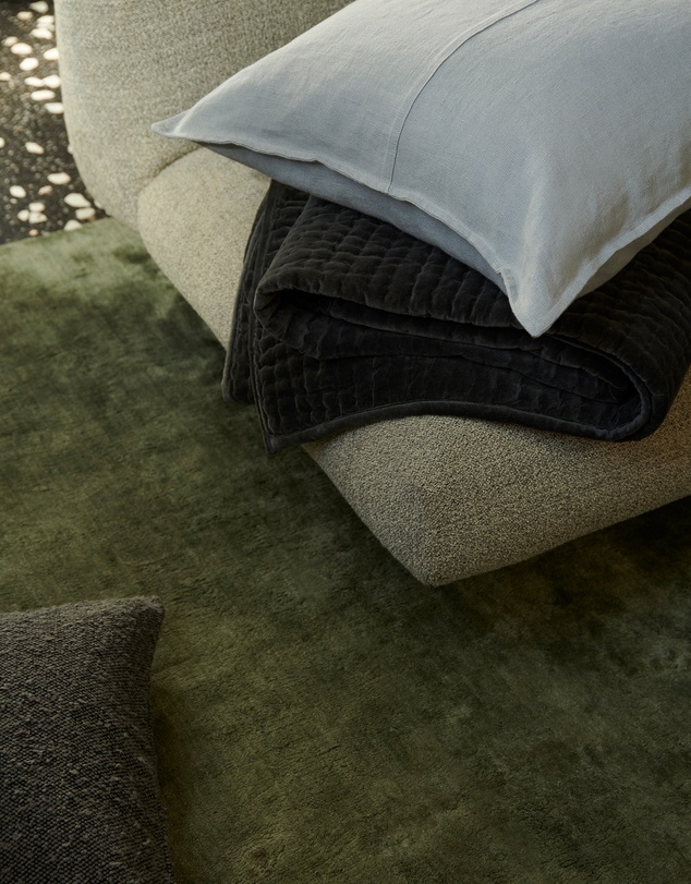 Country Road May 60x60 Cushion