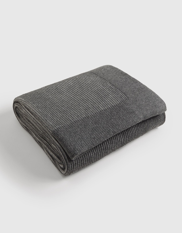 Country Road Gard Two Tone Throw