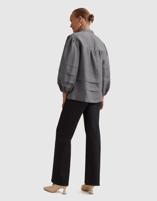 Country Road Panelled Popover