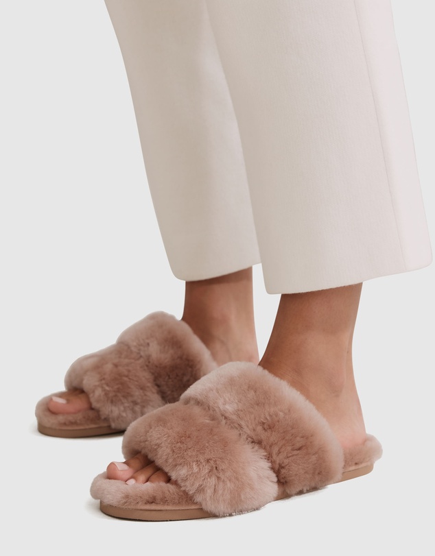 Country Road Australian Shearling Double Slide