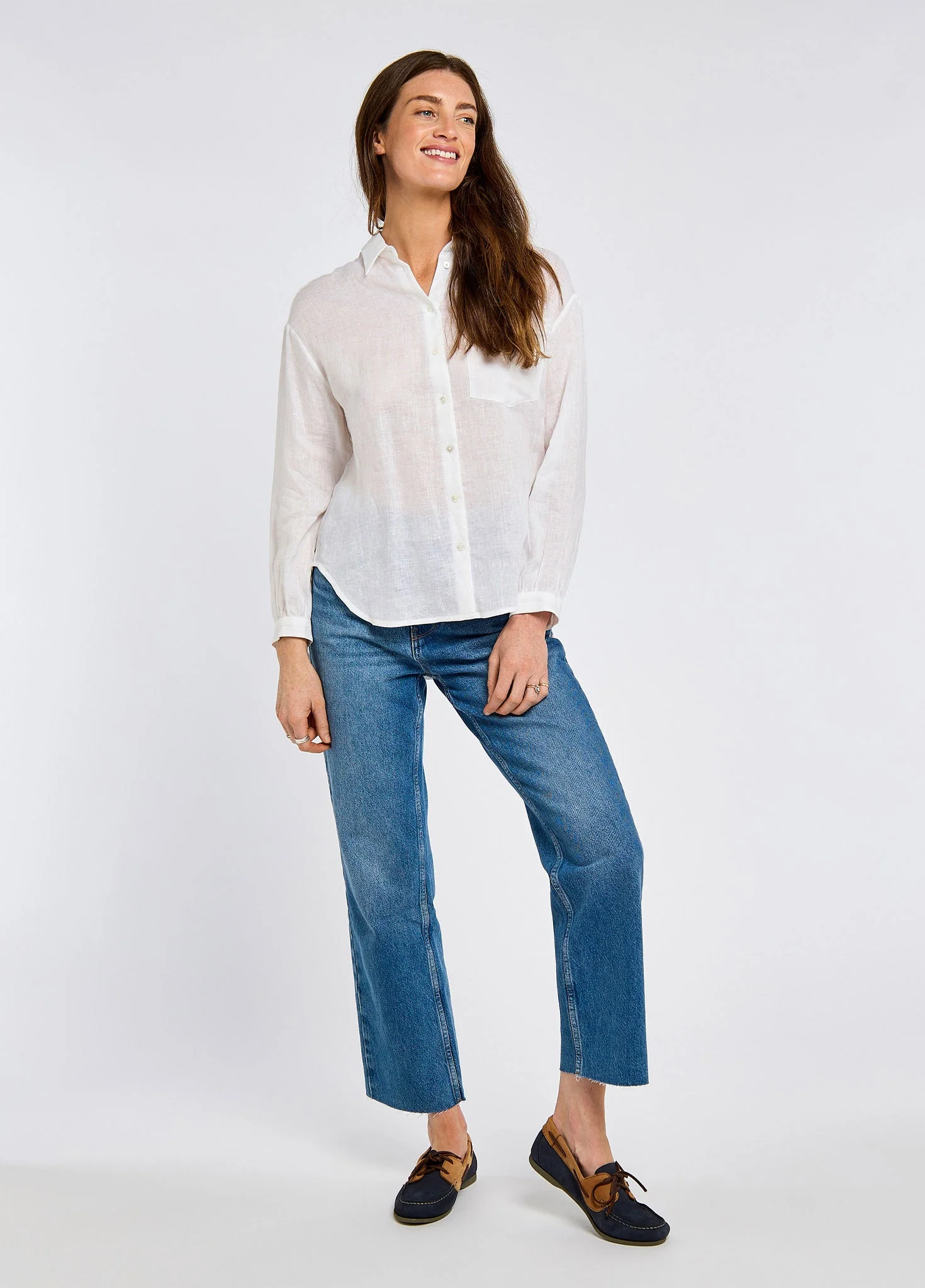 Silvergrass Ladies' relaxed linen shirt - white