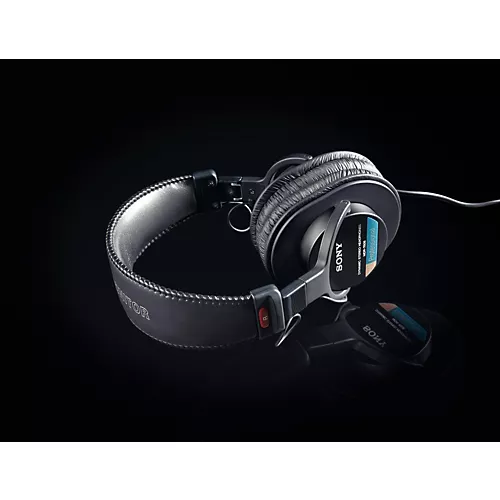 Sony MDR-7506 Professional Closed-Back Headphones