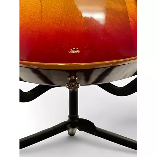 Used 1981 Gibson Les Paul Deluxe Cherry Sunburst Solid Body Electric Guitar Cherry Sunburst