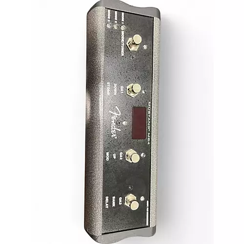 Used Fender MUSTANG MS4