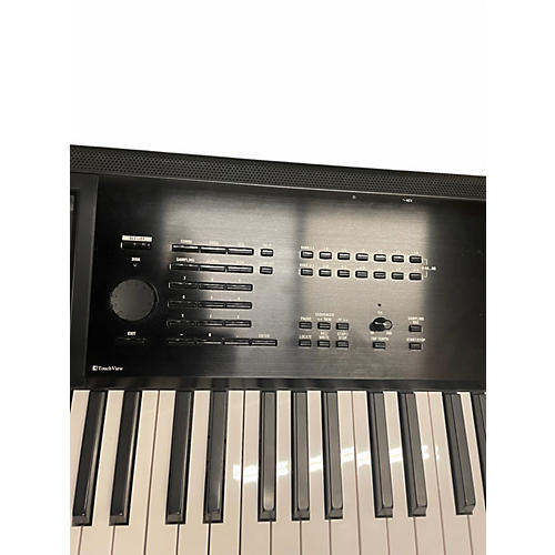 Used Korg  KRONOS 2 Keyboard Workstation