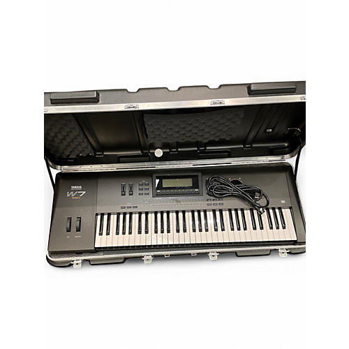 Used Yamaha W7 Keyboard Workstation