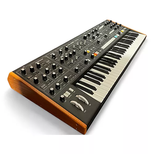 Used Moog Muse Synthesizer