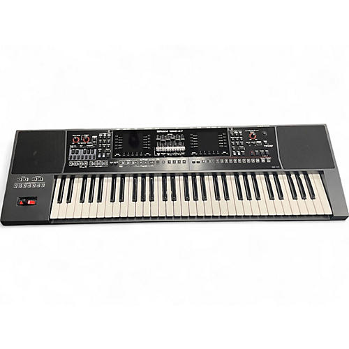 Used Roland E-A7 Arranger Keyboard