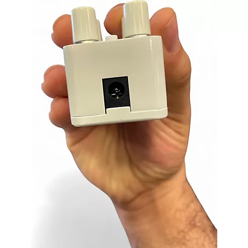 Used Electro-Harmonix CANYON ECHO Effect Pedal Package