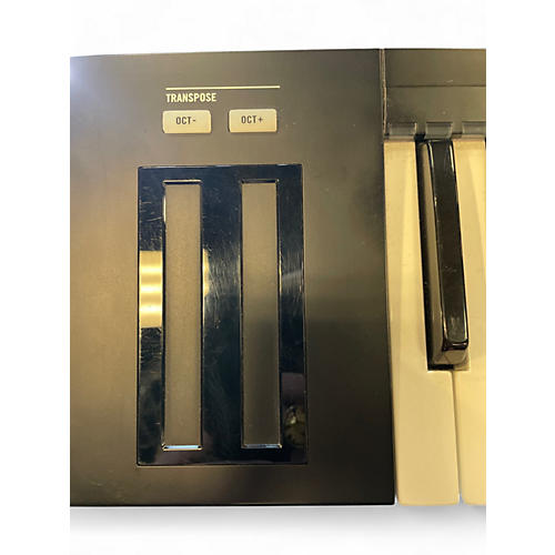 Used Komplete KONTROL S61 MIDI Controller