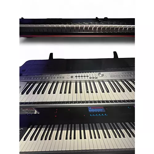 Used Yamaha Tyros 5 76 Key Arranger Keyboard