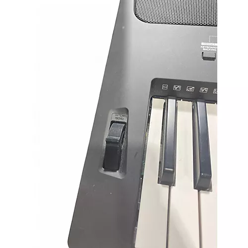 Used Yamaha PSRE463 61 key Portable Keyboard